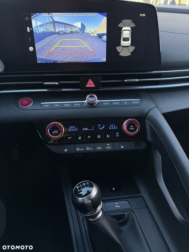 Hyundai Elantra 1.6 Smart - 15