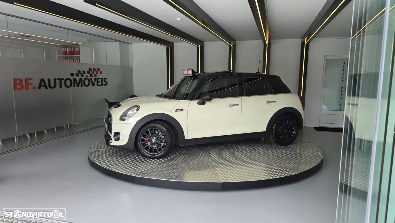 MINI 5 Portas One D - 10