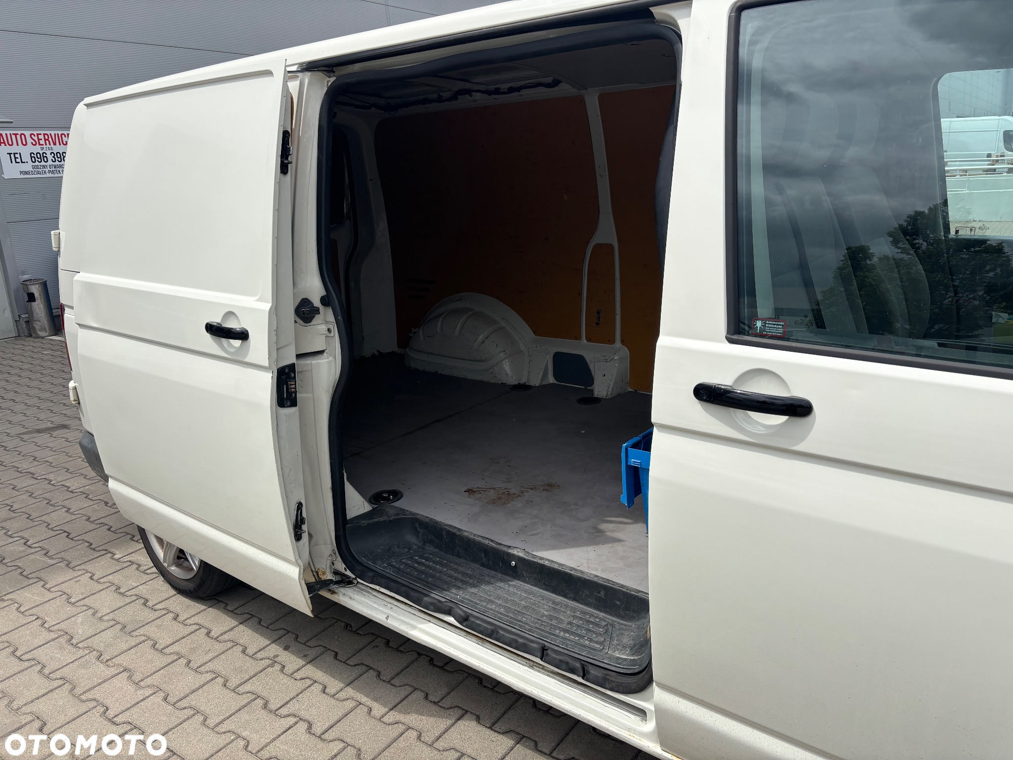 Volkswagen Transporter - 7