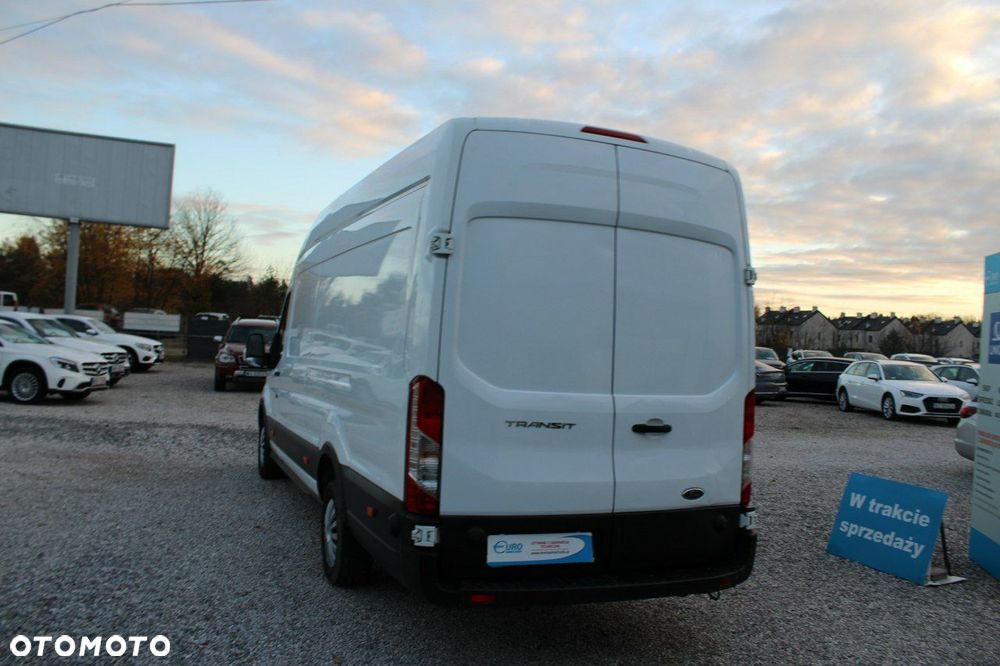Ford Transit - 8
