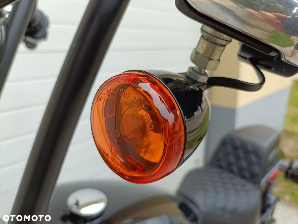 Harley-Davidson Softail Street Bob - 37