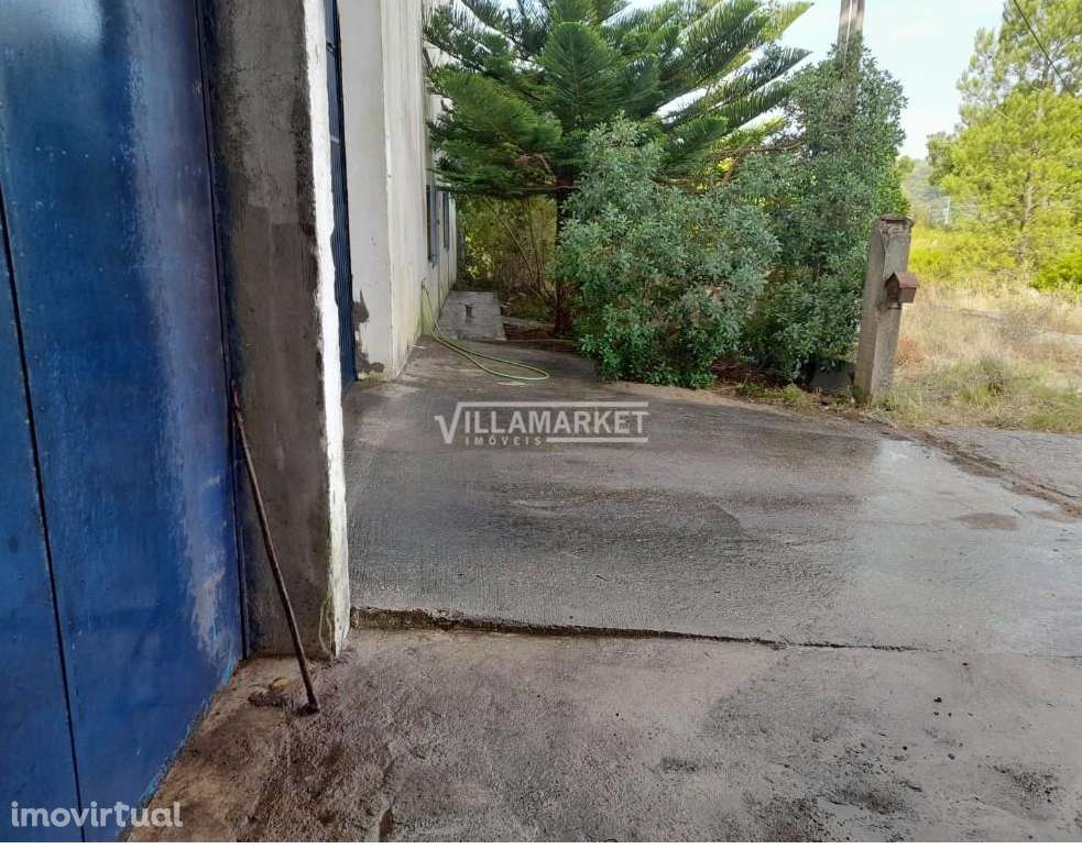 Armazém Industrial da banca composto por 2 pisos situado em Amiais de - Grande imagem: 3/60