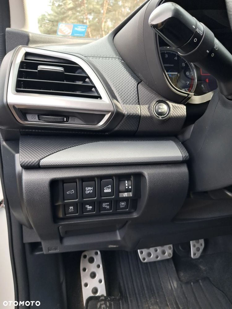 Subaru Forester ver-2-0-i-exclusive-eyesight-lineartronic - 12