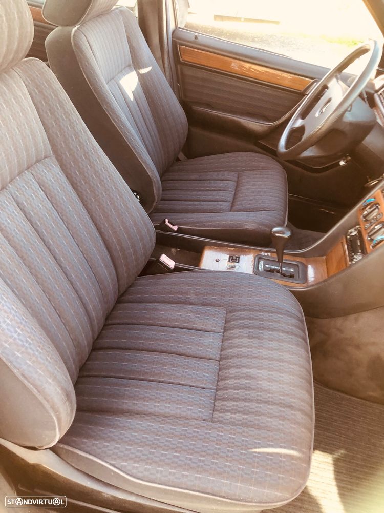 Mercedes-Benz E 250 - 11