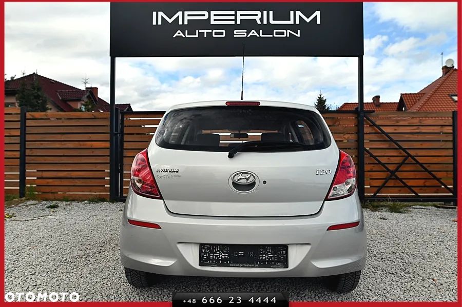 Hyundai i20 1.2 Trend - 11