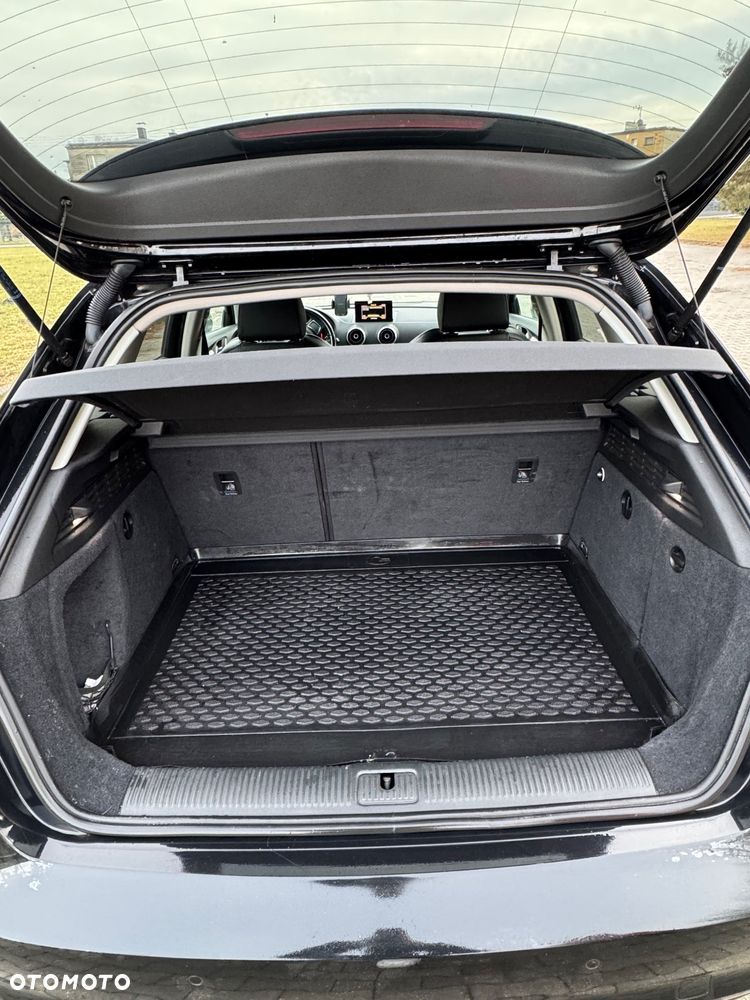 Audi A3 Sportback 1.6 TDI S tronic Ambition - 17