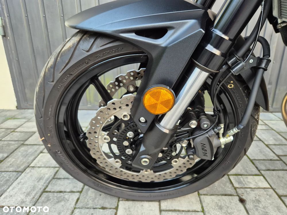 Kawasaki Versys 650 - 19