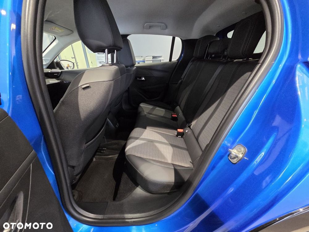 Peugeot 208 - 11