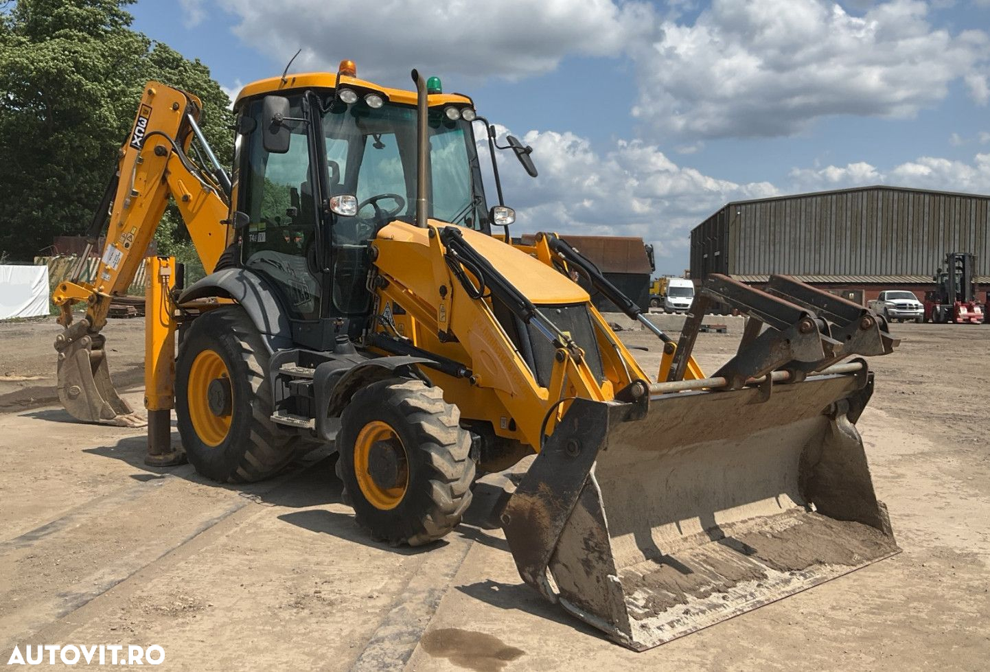 JCB 3CX Buldoexcavator - 4