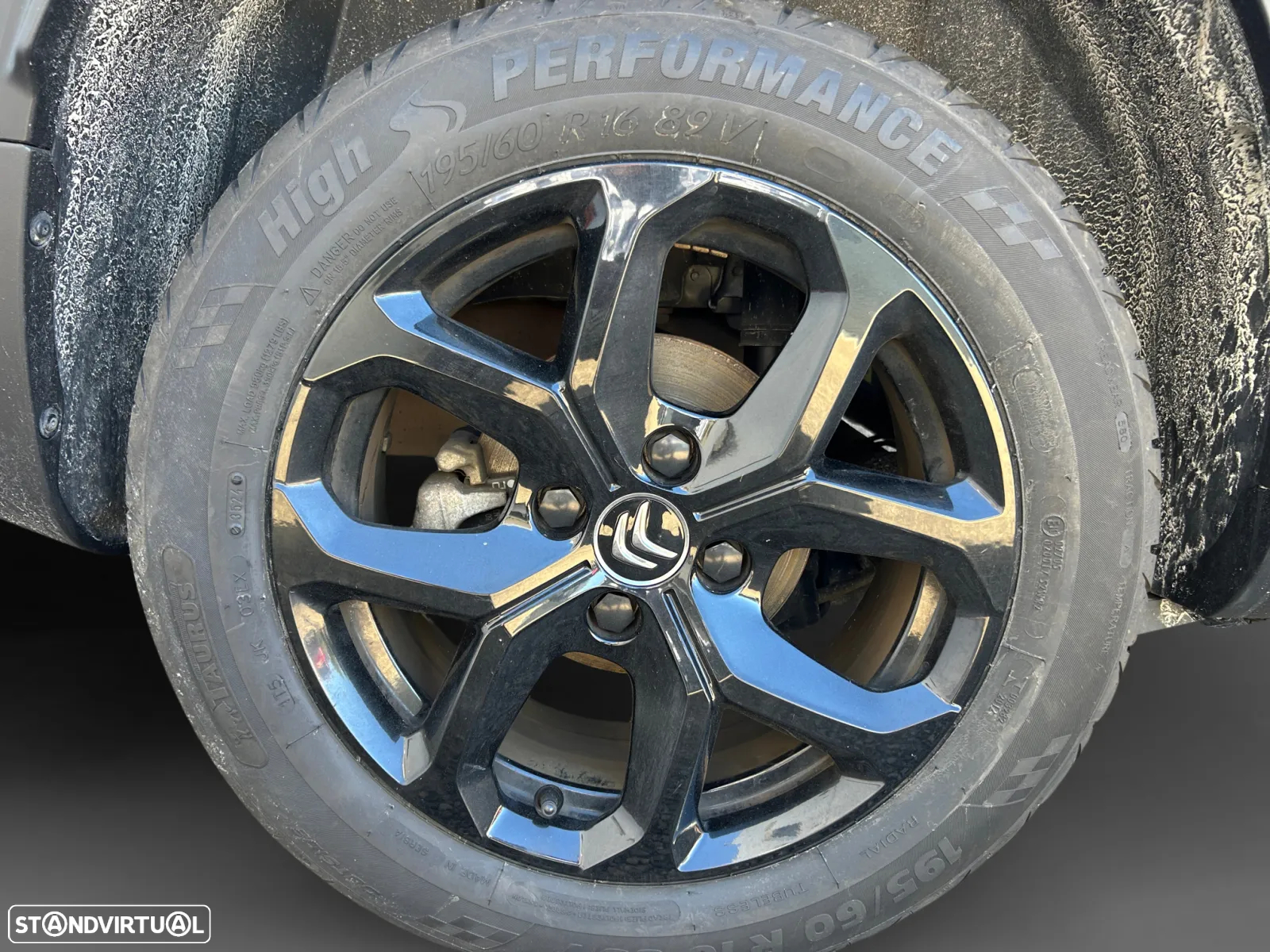 Citroën C3 Aircross 1.2 PureTech C-Series - 16