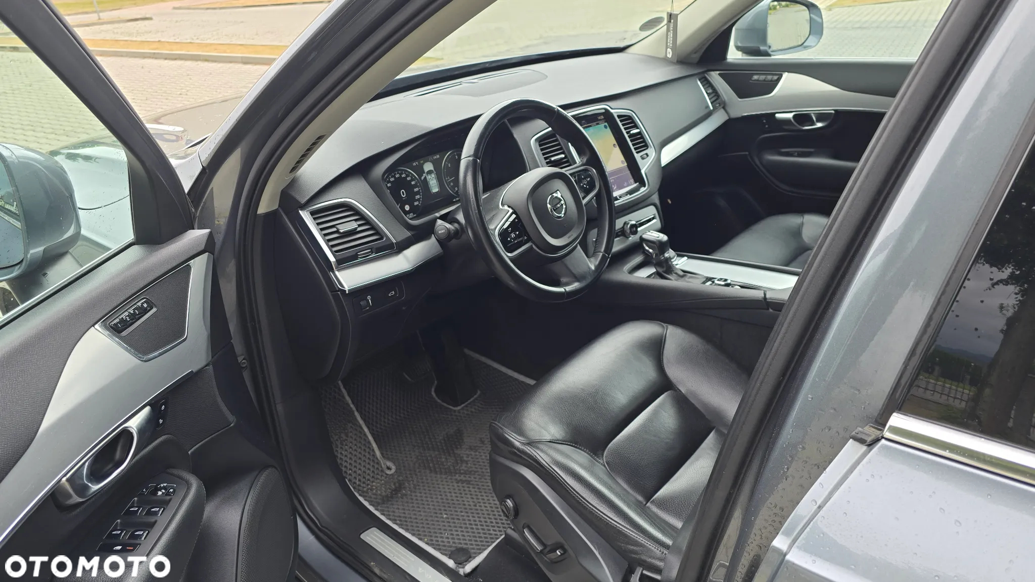 Volvo XC 90 D5 AWD Geartronic Momentum - 12