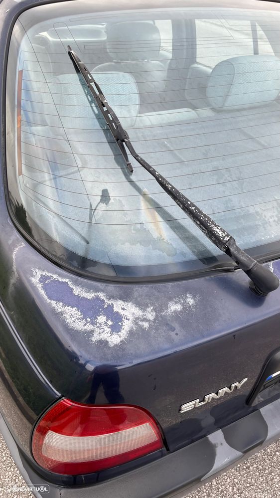Nissan Sunny Hatchback 1.4 SLX - 8