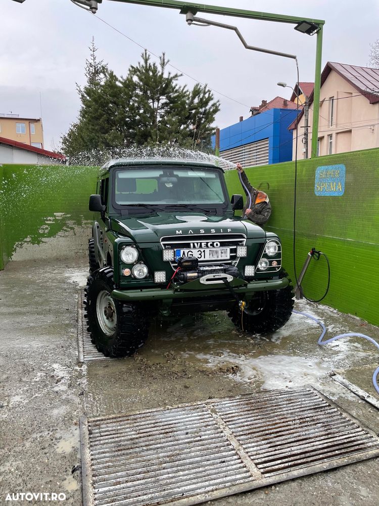 Iveco Massif - 1