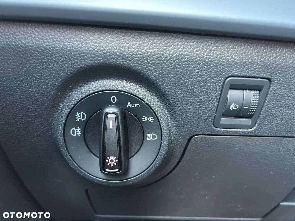Seat Arona - 23
