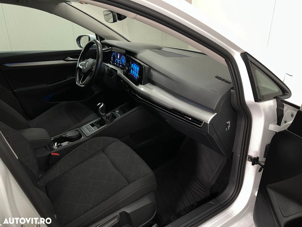 Volkswagen Golf 1.0 TSI Life - 11