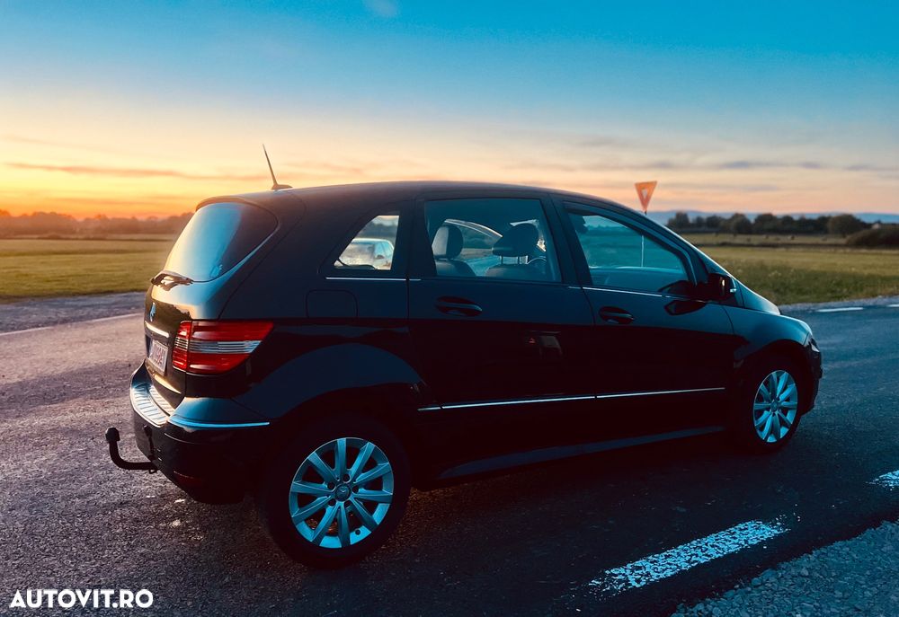 Mercedes-Benz B - 5