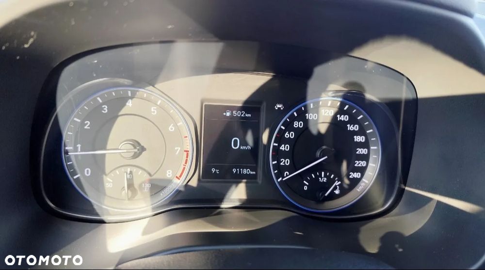 Hyundai Kona - 10