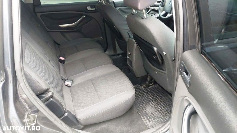 Ford C-Max 1.6 TDCi DPF Titanium - 11