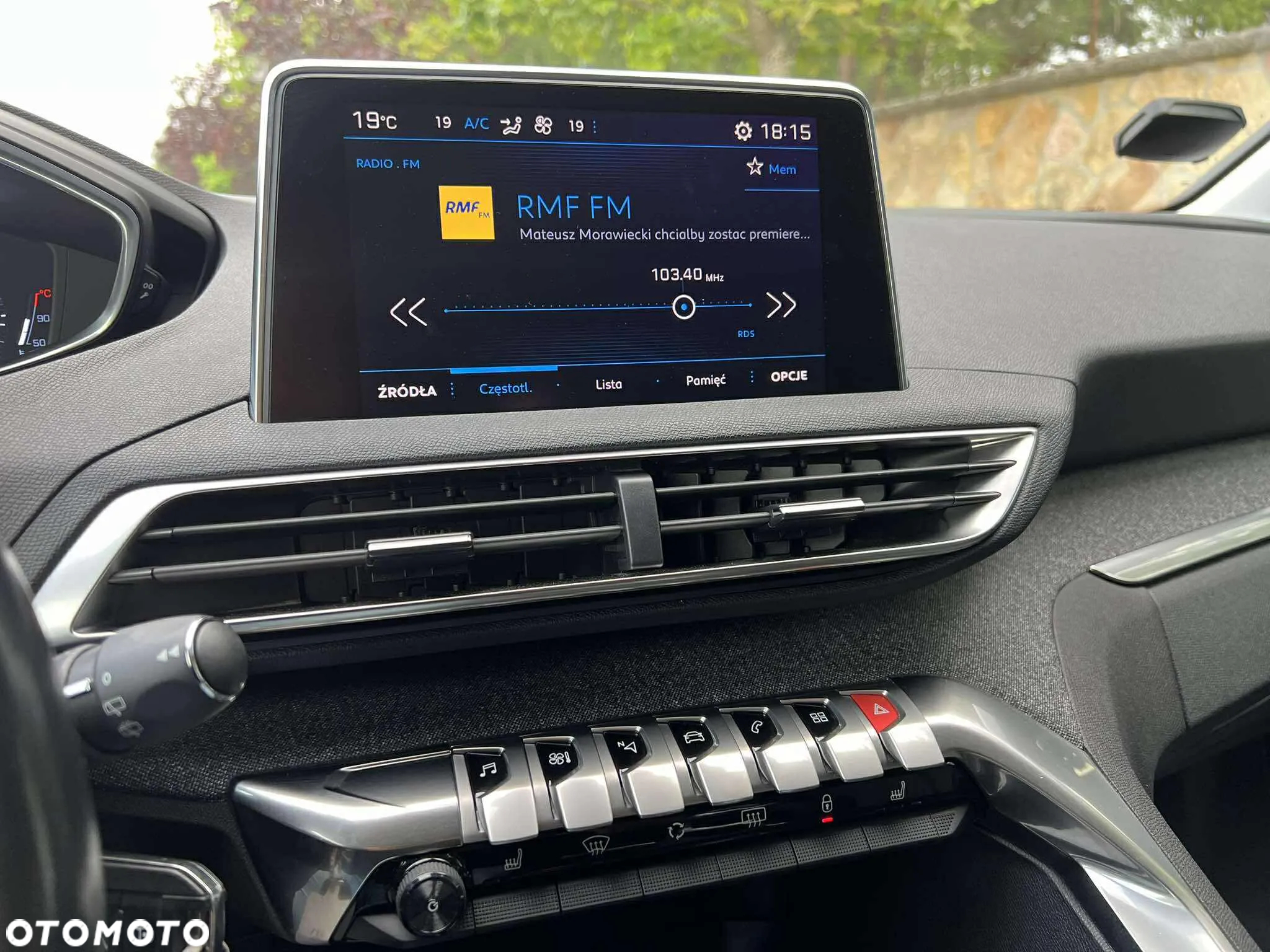Peugeot 5008 1.5 BlueHDi Allure S&S - 23