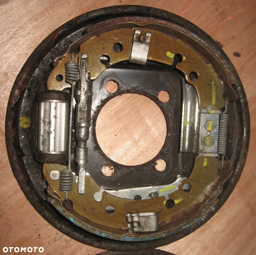 piasta łożysko tył YARIS II szczęki - 2