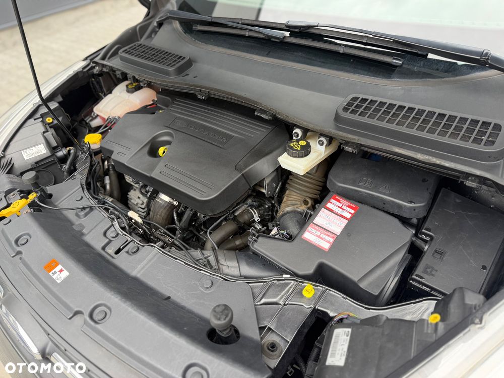 Ford Kuga 2.0 TDCi FWD Titanium - 36
