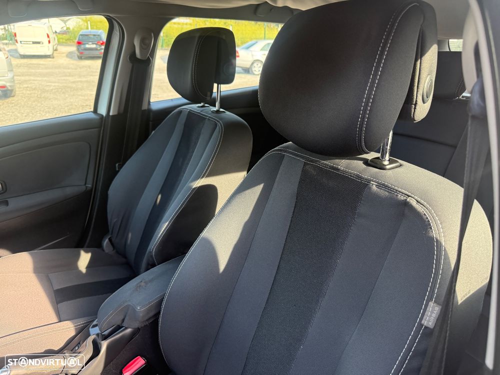 Renault Mégane Sport Tourer 1.5 dCi Emotion - 9