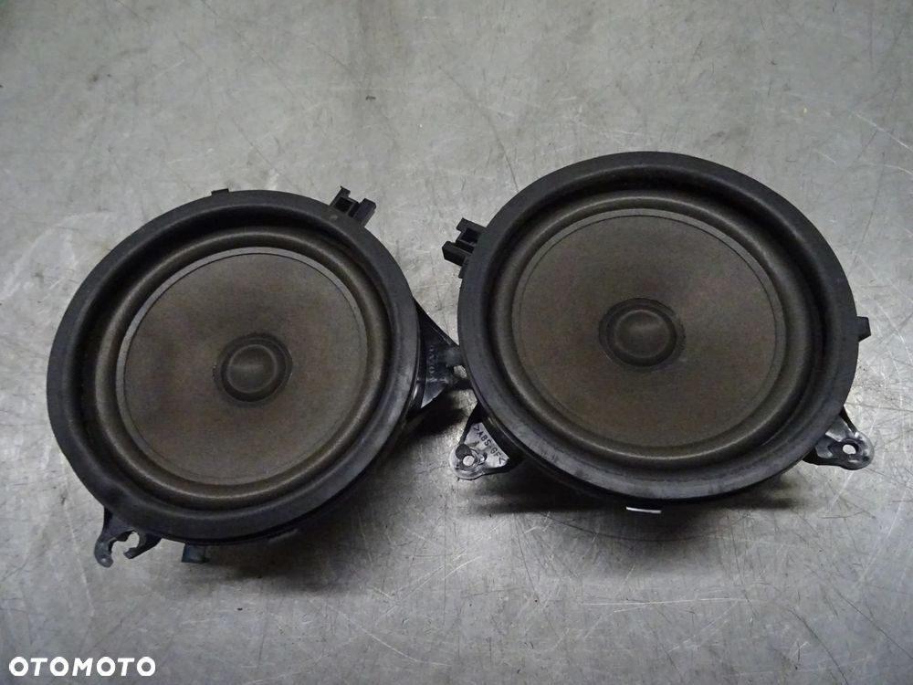 VOLVO S60 LIFT 2.4B GŁOŚNIK PRAWY LEWY TYŁ - 1