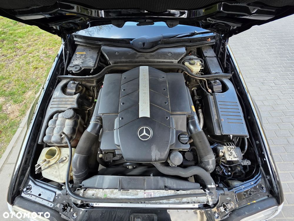Mercedes-Benz SL - 33