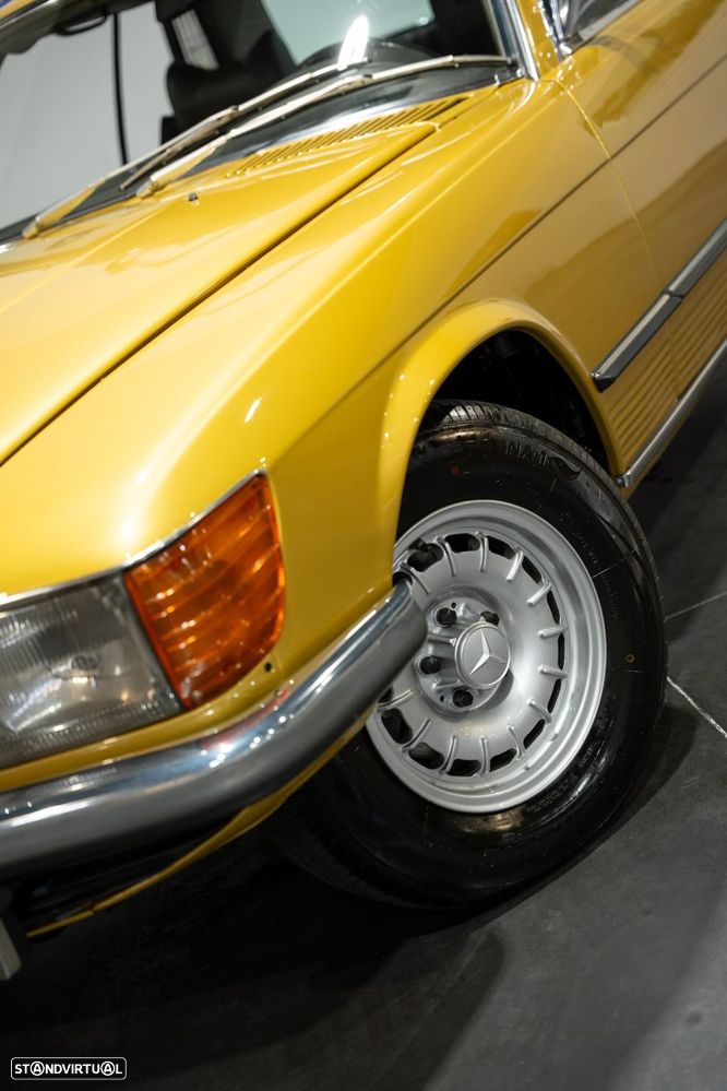 Mercedes-Benz SLC 350 - 11