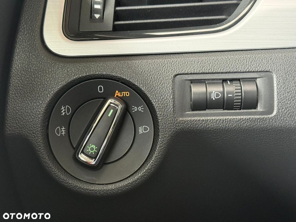 Skoda RAPID - 18