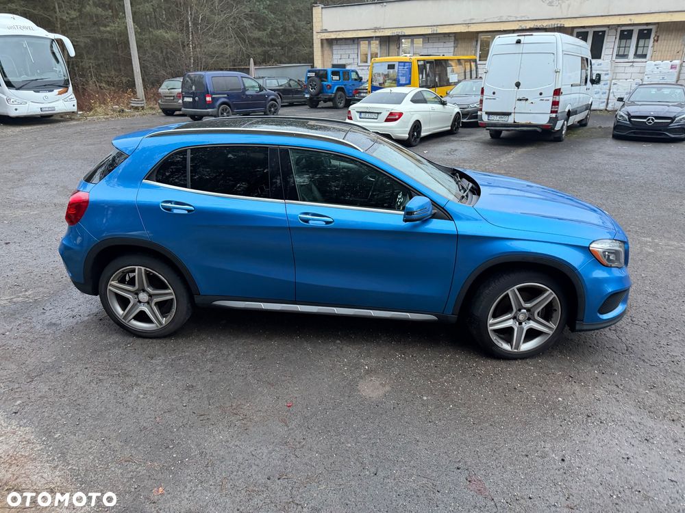 Mercedes-Benz GLA 250 7G-DCT AMG Line - 9