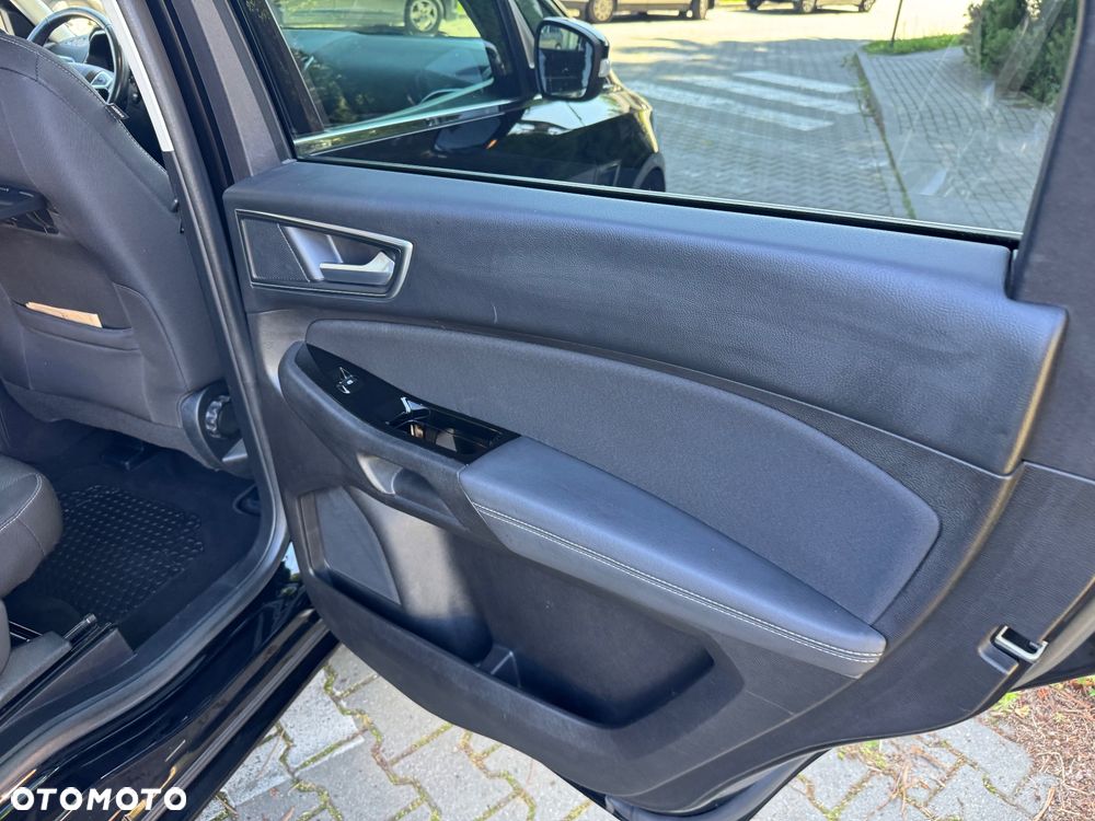 Ford S-Max - 7