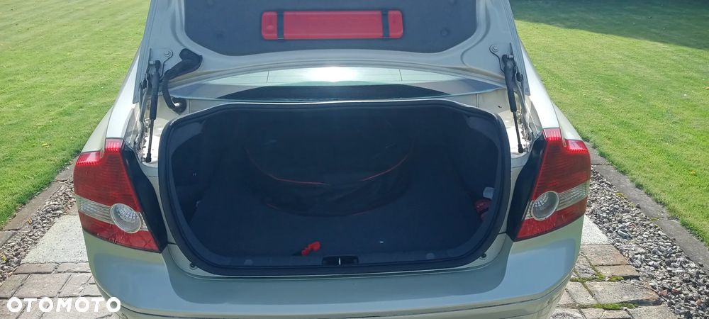 Volvo S40 2.4i Momentum - 6