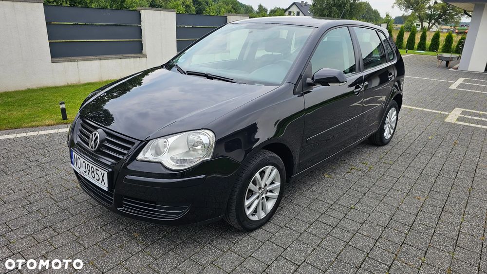 Volkswagen Polo 1.4 16V Trendline - 1