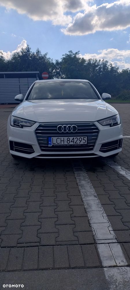 Audi A4 Limousine