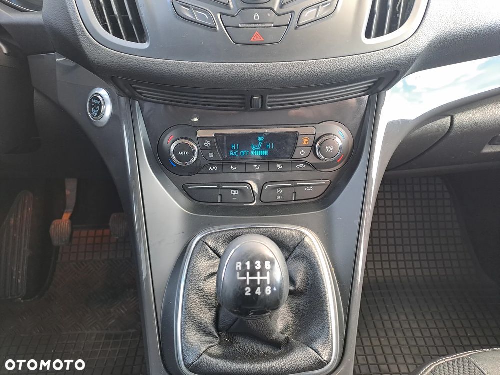 Ford Kuga 2.0 TDCi 2x4 Business Edition - 14