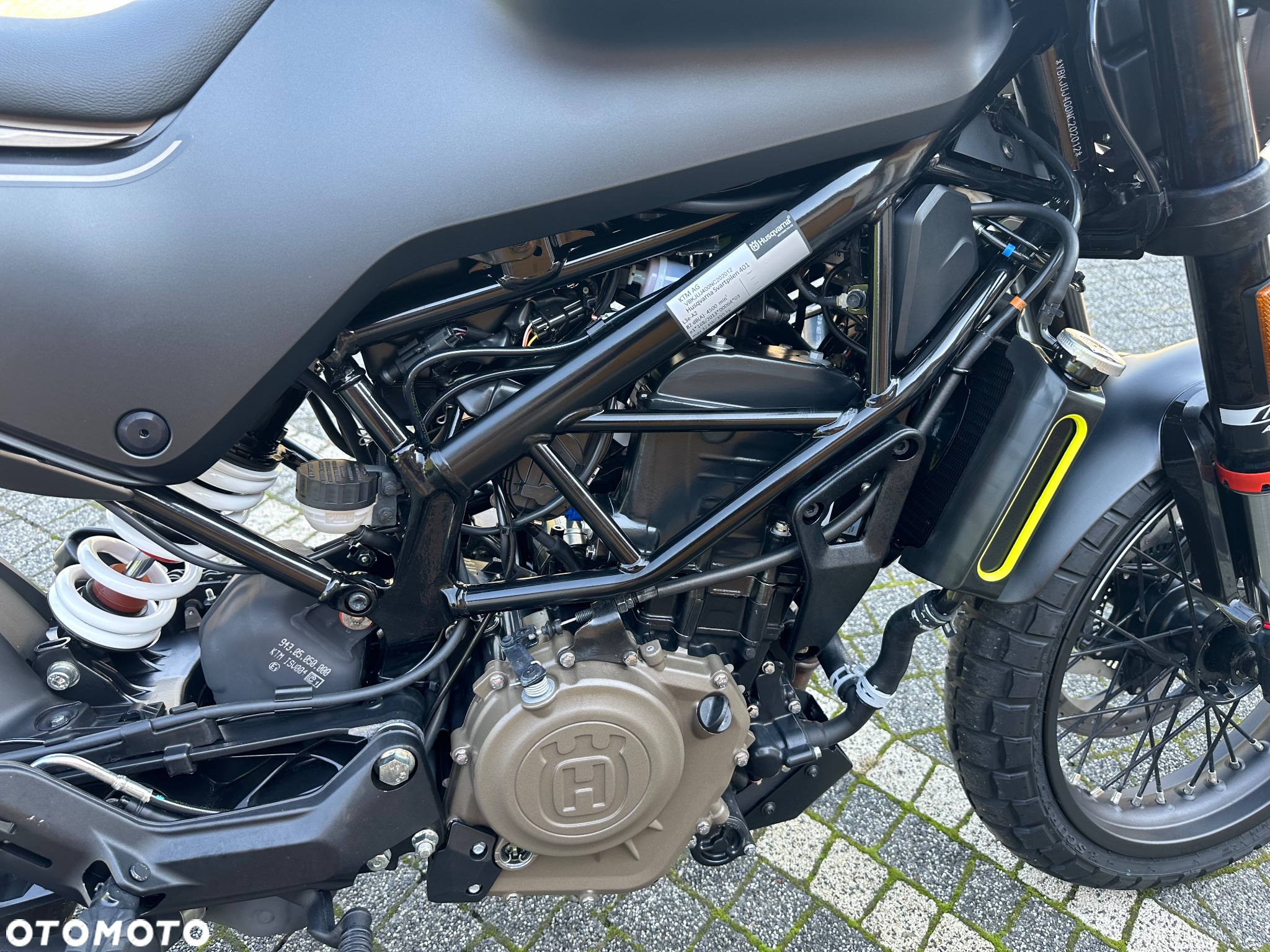 Husqvarna Svartpilen - 5