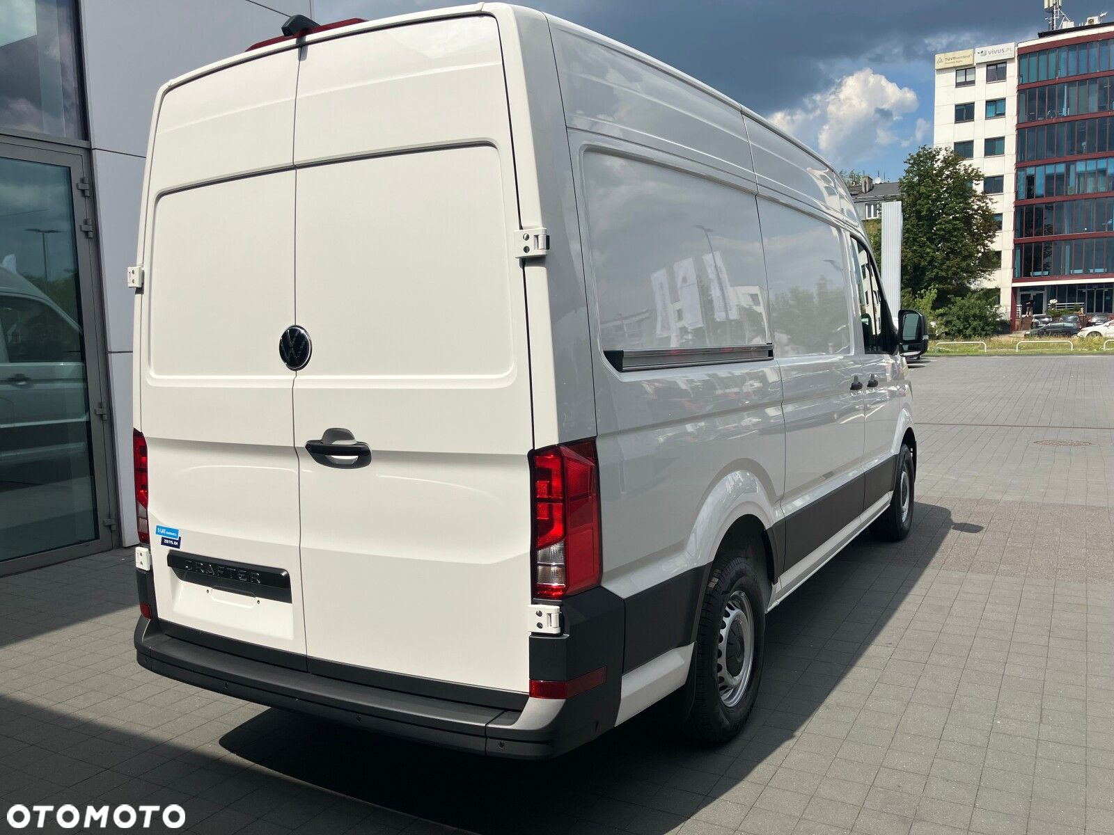 Volkswagen Crafter 35 2.0 TDI L3H3 3640 140 KM - 19