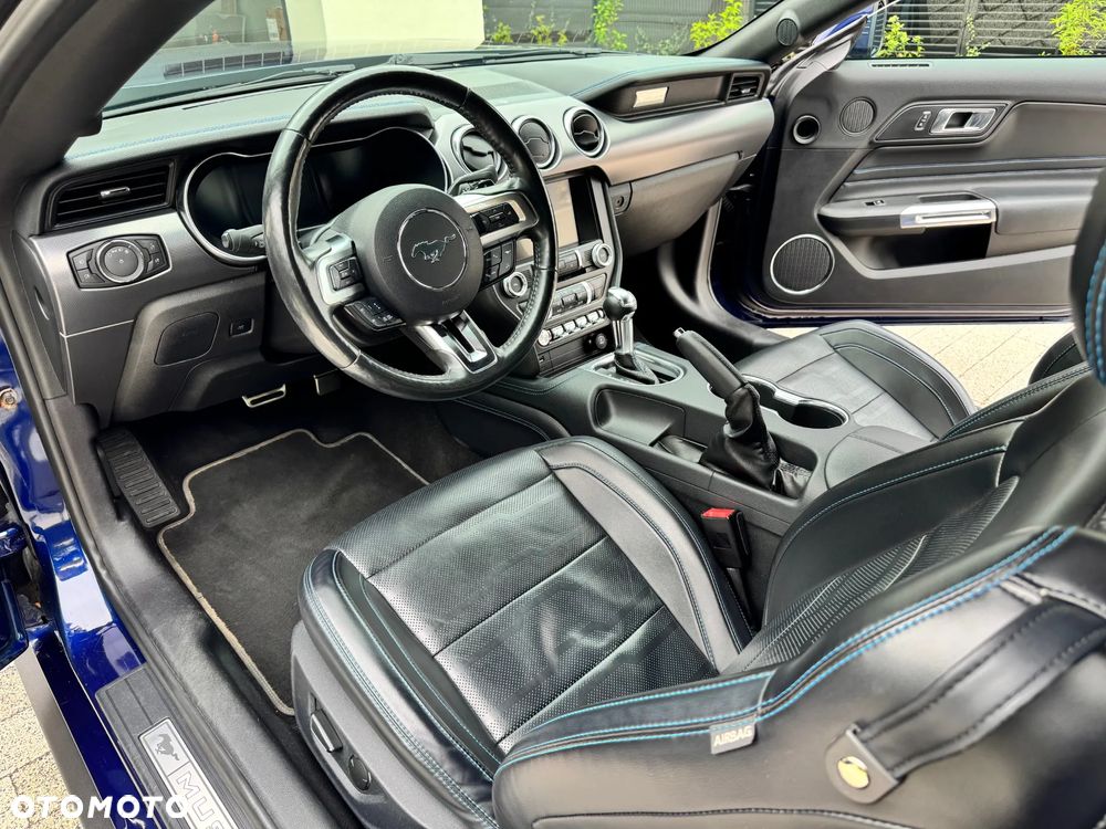 Ford Mustang - 5