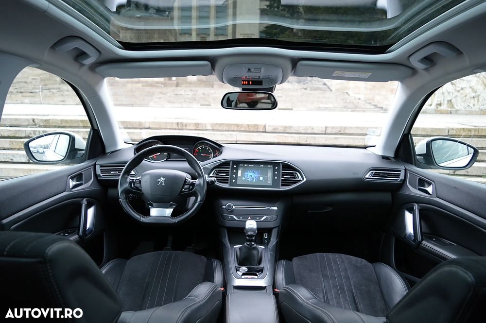 Peugeot 308 - 5