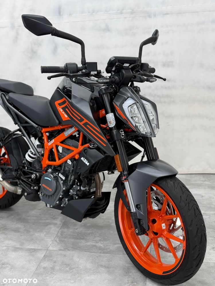 KTM Duke 125 - 25
