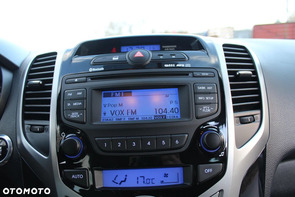 Hyundai ix20 1.6 blue YES Gold - 24