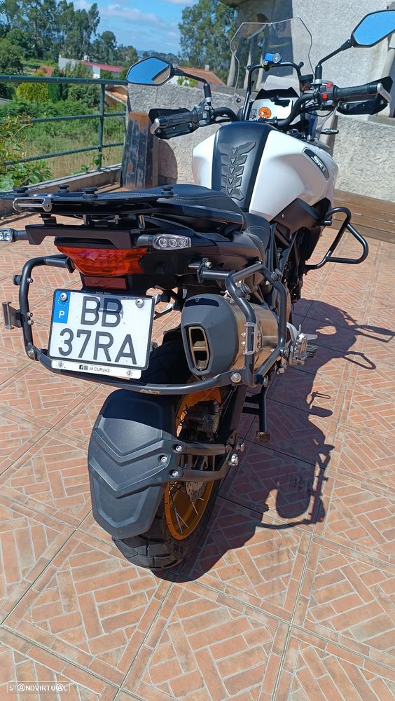 QJ Motor SRT 700X - 7
