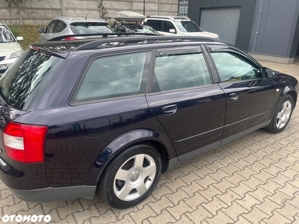 Audi A4 Avant - 6