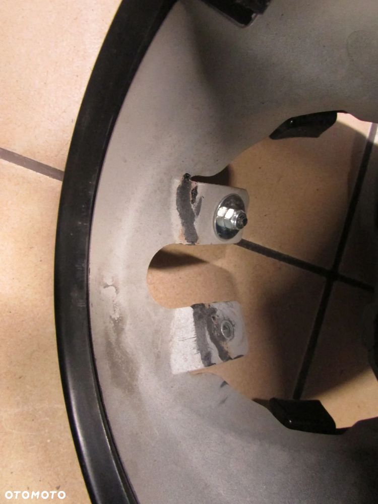 Vespa GTV 300 hpe 2024 lampa przód na błotnik obudowa - 3