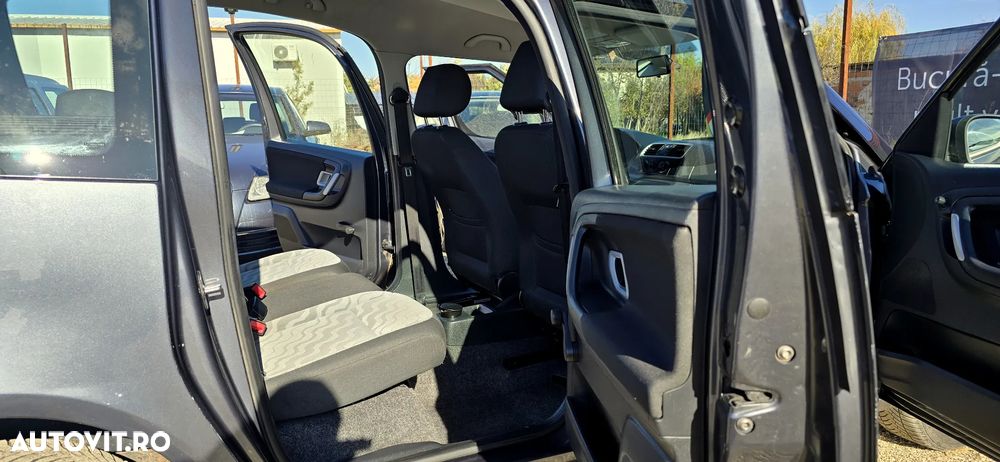 Skoda Roomster 1.4 Comfort - 11