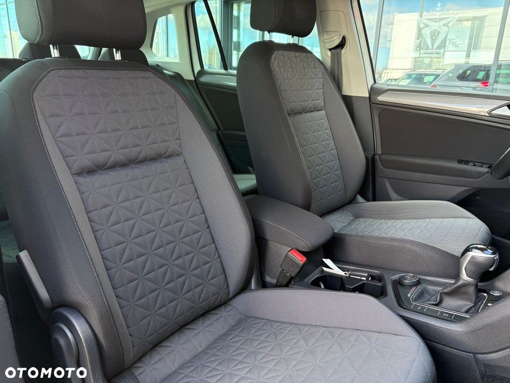 Volkswagen Tiguan - 18