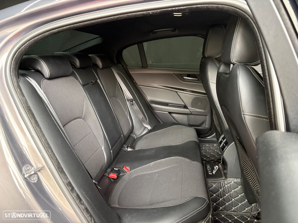 Jaguar XE 20d Aut. R-Sport - 15