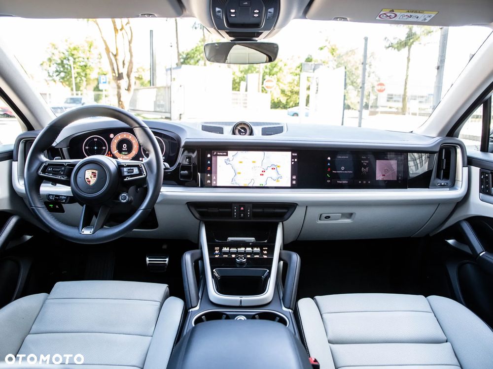 Porsche Cayenne S E-Hybrid PHEV - 18