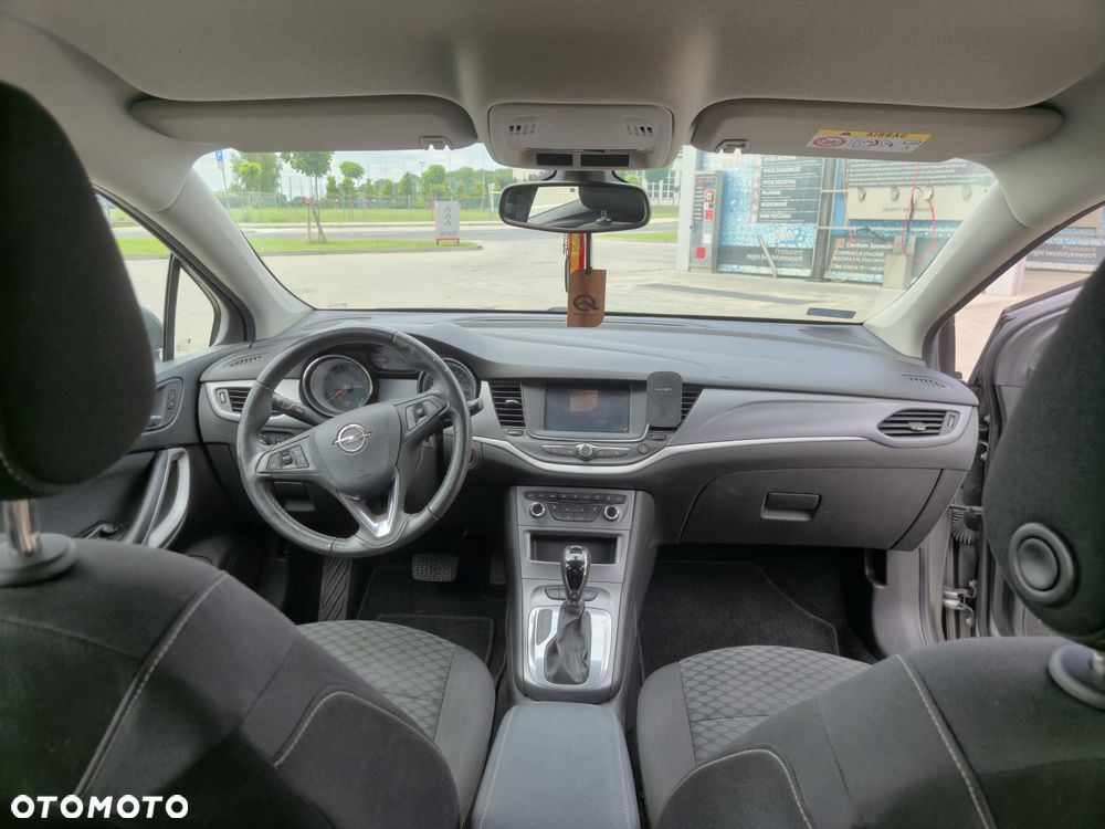 Opel Astra - 11